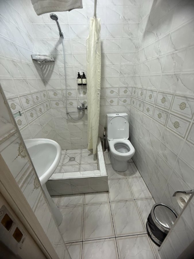 Barhat Hotel 21