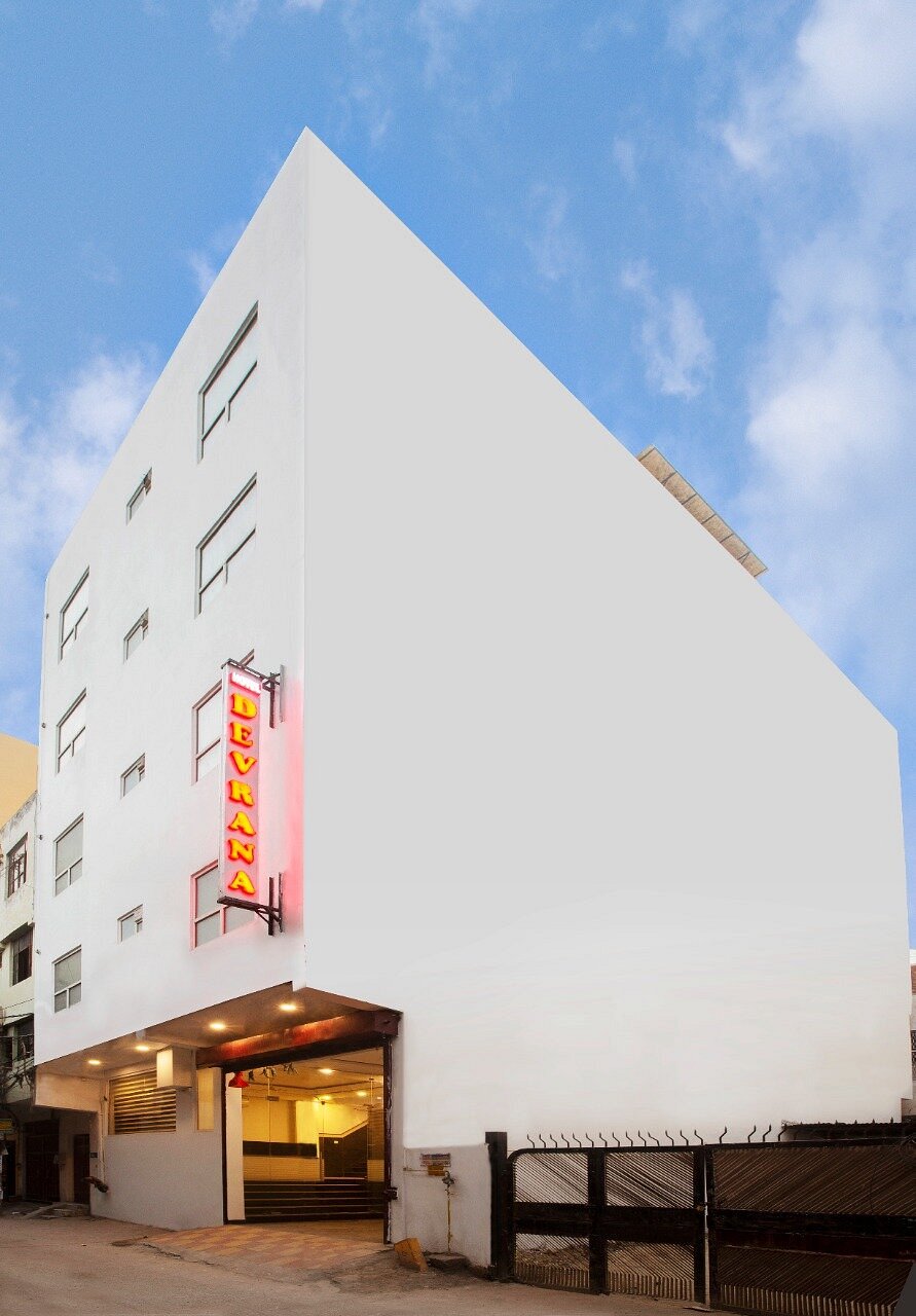 Hotel Devrana Delhi Airport 5