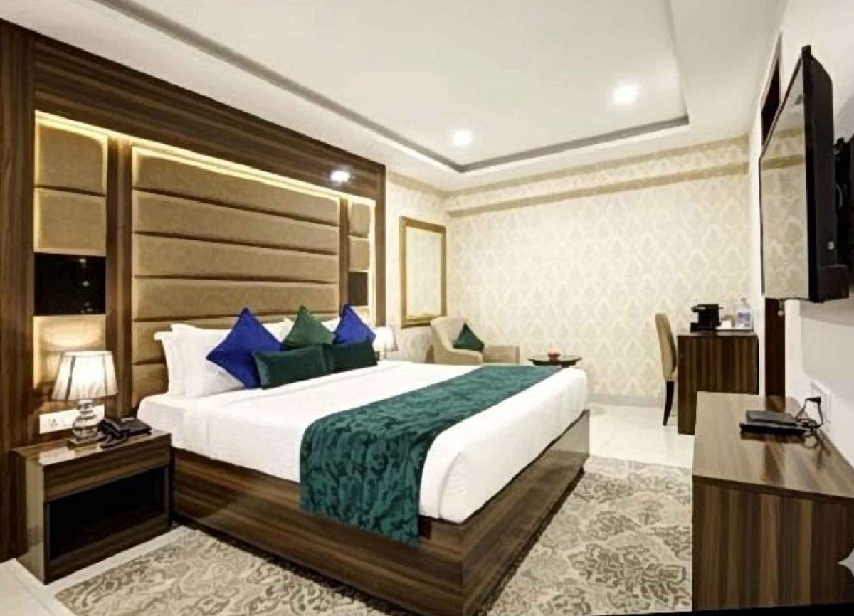 Hotel Devrana Delhi Airport 6