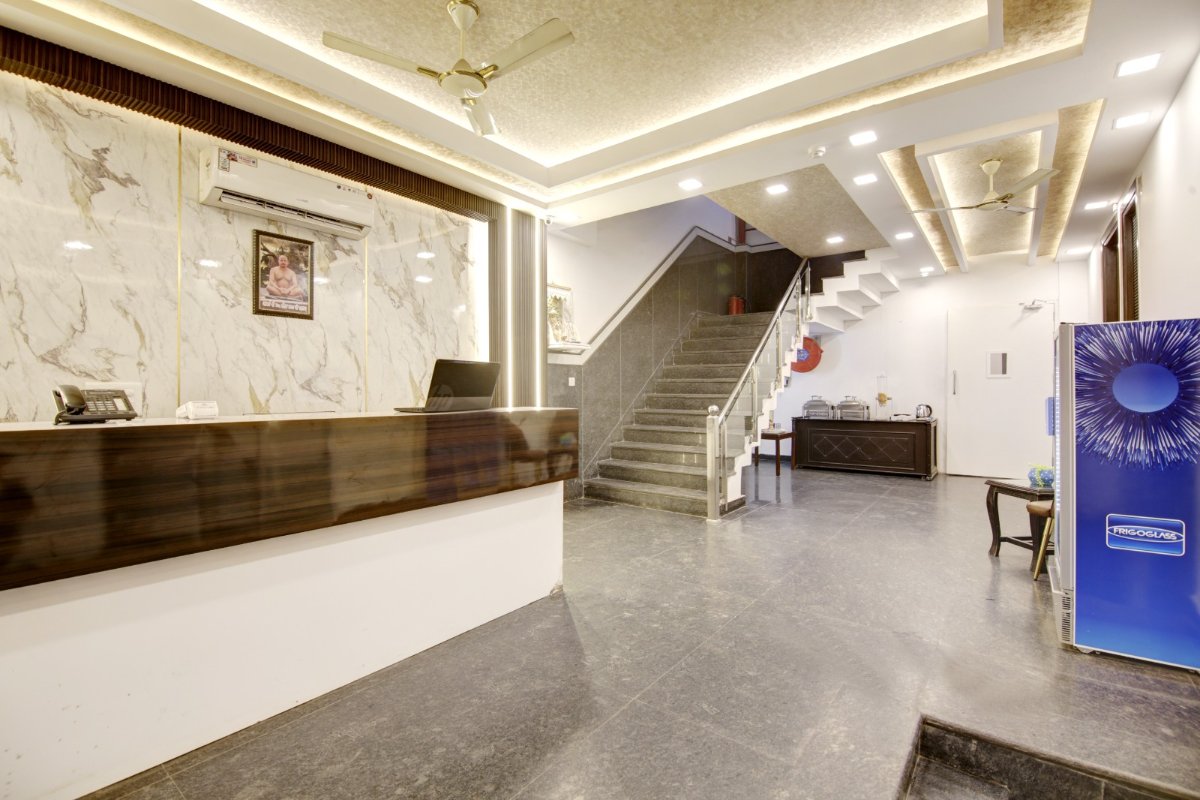 Hotel Devrana Delhi Airport 9