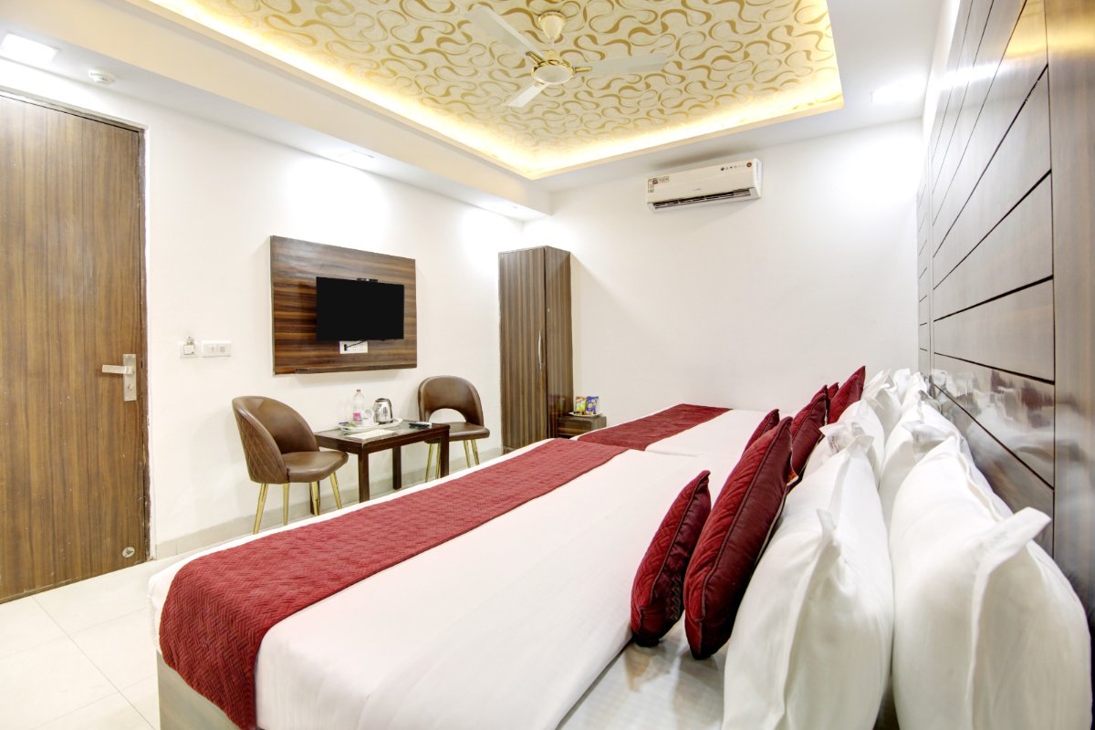 Hotel Devrana Delhi Airport 21