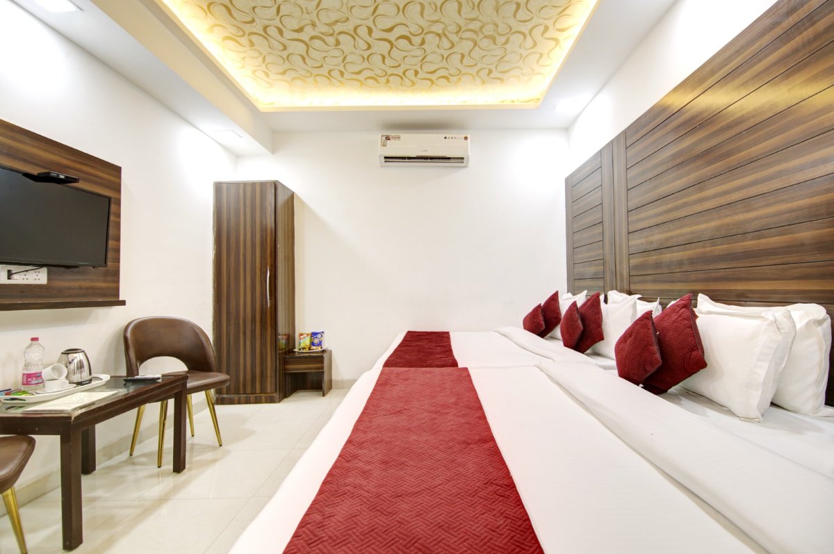 Hotel Devrana Delhi Airport 14