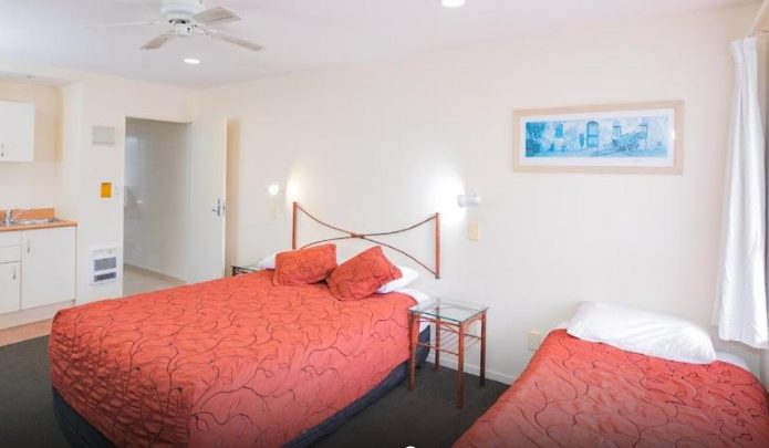 Albany Executive motor inn